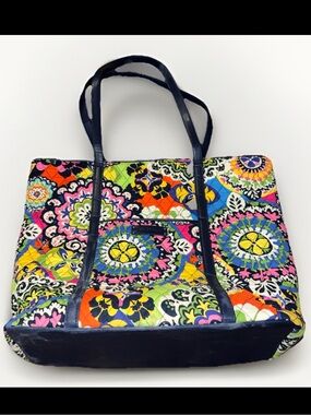 Vera Bradley Large Trimmed Vera Tote Rio Blue Trim Retired Pattern